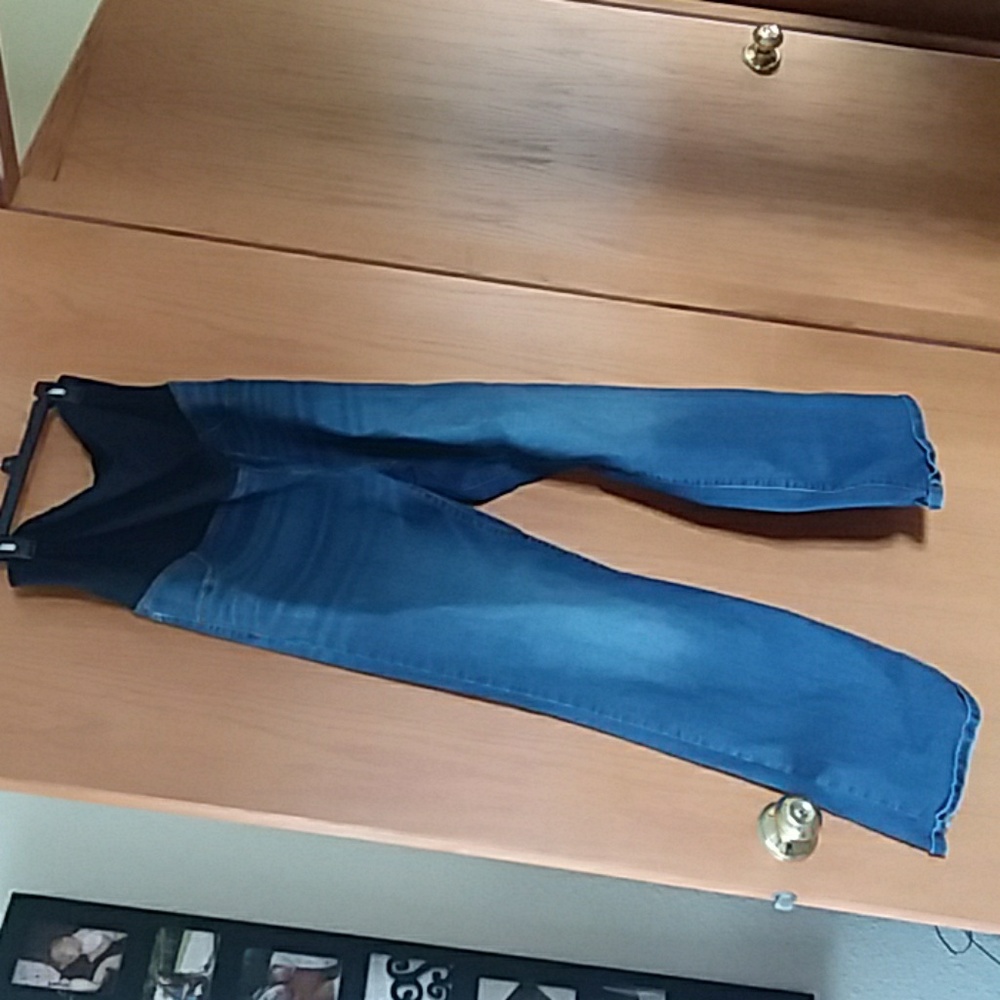 Maternity jeans
